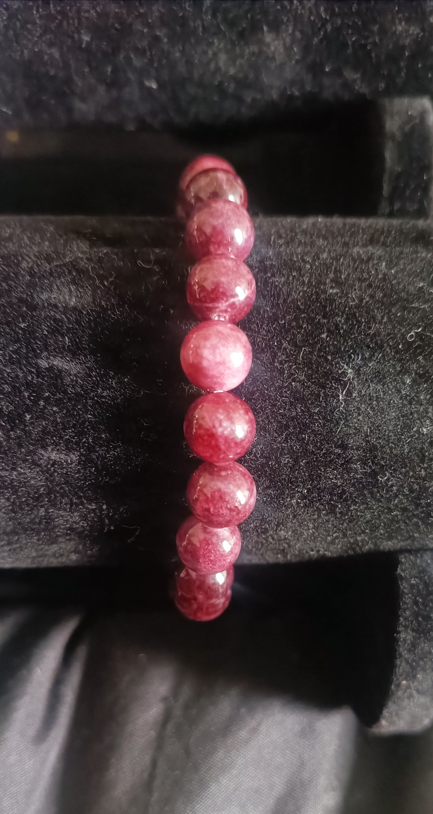 🌹 Bracelet en Pierre Grenat – Énergie, Passion & Vitalité