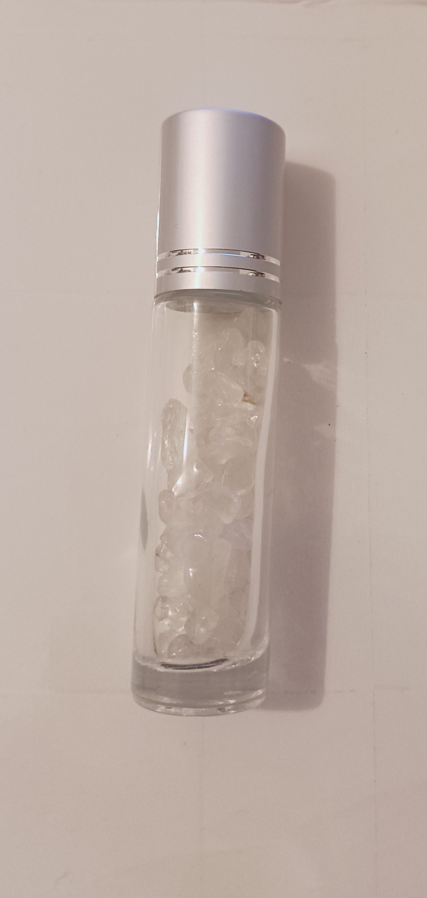Roll-on en Quartz Blanc – Pureté et Énergie