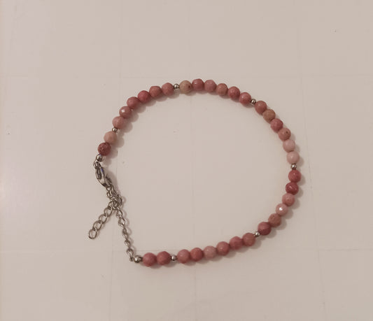 🌸 Bracelet en Rhodonite – Amour, Guérison & Équilibre du Cœur
