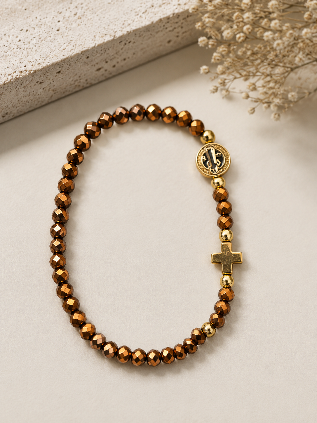 Bracelet Fin en Perles Facettées avec Médaille Miraculeuse & Croix